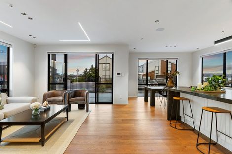 Photo of property in 1 Turbine Way, Hobsonville, Auckland, 0616