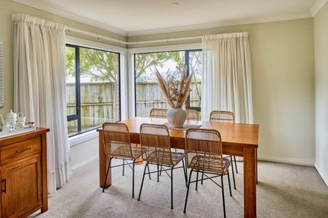 Photo of property in 14 Port Lane, Whitby, Porirua, 5024