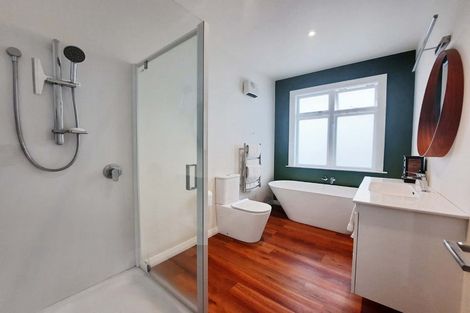 Photo of property in 48 Taupata Street, Redcliffs, Christchurch, 8081