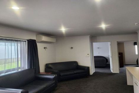 Photo of property in 12a-c Camden Street, Turnbull Thomson Park, Invercargill, 9810