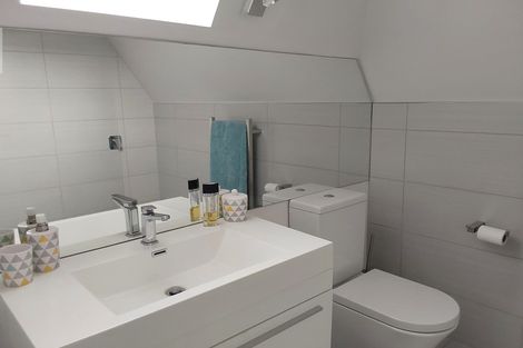 Photo of property in 27 Delamare Road, St Andrews, Hamilton, 3200