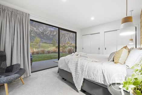 Photo of property in 3 Rabbiters Crescent, Jacks Point, Queenstown, 9371