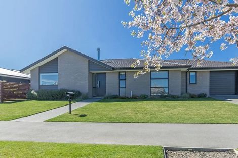 Photo of property in 17 Farthing Drive, Prebbleton, 7604