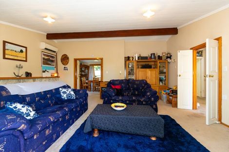 Photo of property in 72 Avondale Road, Taradale, Napier, 4112
