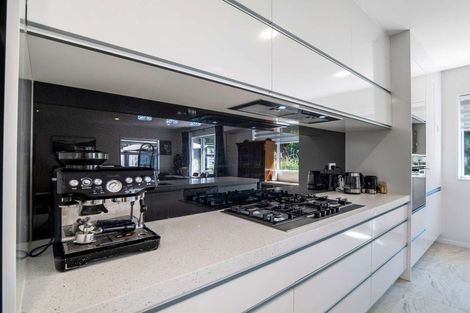 Photo of property in 6 Kahu Close, Orewa, 0931