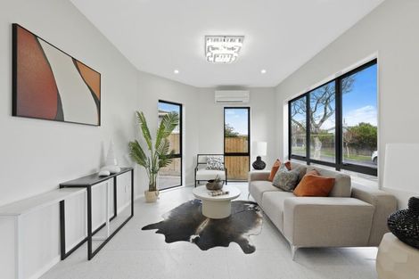 Photo of property in 28a Studfall Street, Pakuranga Heights, Auckland, 2010