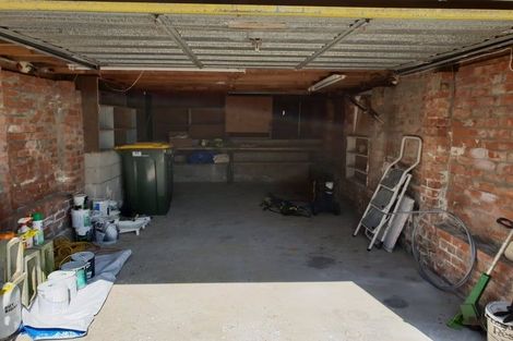 Photo of property in 9 Lex Avenue, Green Bay, Auckland, 0604