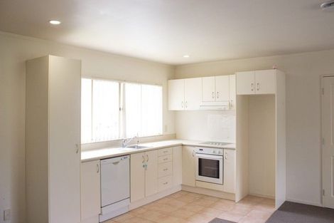 Photo of property in 12 Albizia Avenue, Henderson, Auckland, 0612
