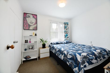 Photo of property in 3 Statesman Street, Henderson, Auckland, 0612