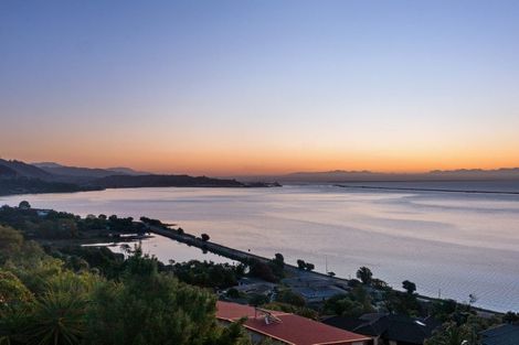Photo of property in 8 Mana Heights, Marybank, Nelson, 7010