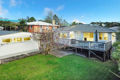 Photo of property in 7 Beazley Place, Glendene, Auckland, 0602