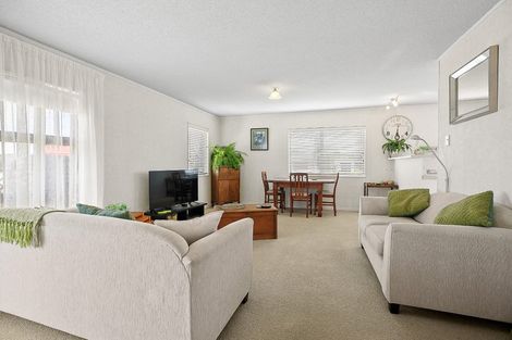 Photo of property in 2/37a Station Road, Paeroa, 3600