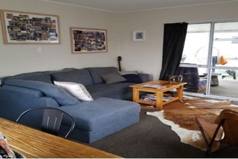 Photo of property in 2/434 Gloucester Street, Taradale, Napier, 4112