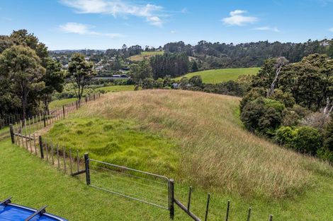 Photo of property in 34 Awhiorangi Promenade, Swanson, Auckland, 0816