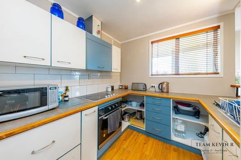 Photo of property in 64 Old Wairoa Road, Papakura, 2110