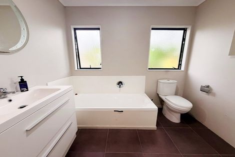 Photo of property in 47h Ambler Avenue, Glen Eden, Auckland, 0602