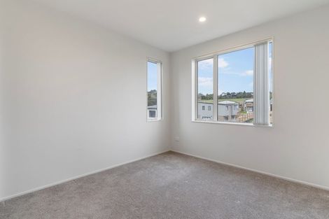 Photo of property in 5b Poruru Close, Papakura, 2110