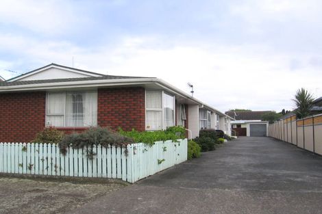 Photo of property in 4/132 Heretaunga Street, Palmerston North, 4414