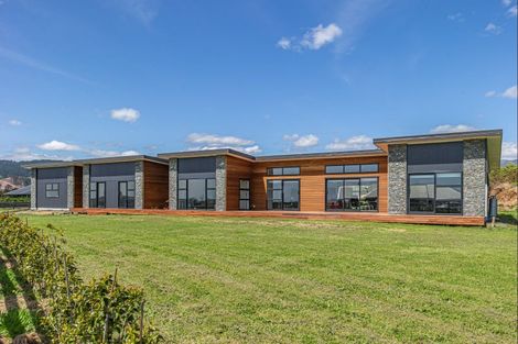 Photo of property in 26 Oriwa Lane, Levin, 5571