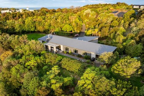 Photo of property in 28 Esk View Road, Eskdale, Napier, 4182