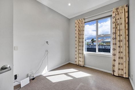 Photo of property in 30 Puriri Street, Hawera, 4610