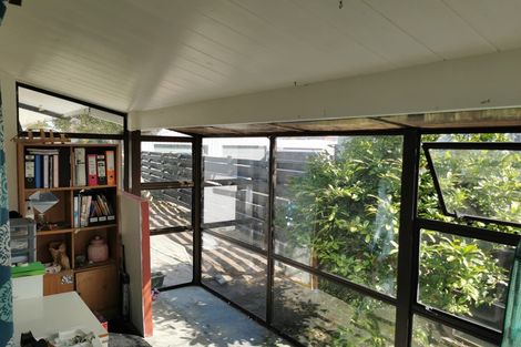 Photo of property in 18 Mcguire Street, Hawera, 4610