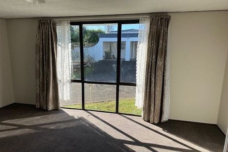 Photo of property in 9 Winifred Avenue, Bayview, Auckland, 0629