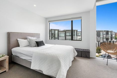 Photo of property in 6 Pottery Crescent, Hobsonville, Auckland, 0618