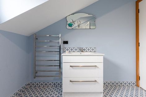 Photo of property in 77 Mclean Street, Woodville, 4920