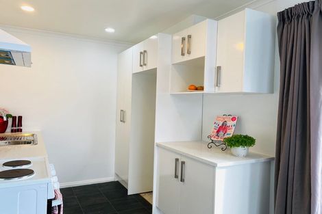 Photo of property in 12 Friesian Drive, Mangere, Auckland, 2022