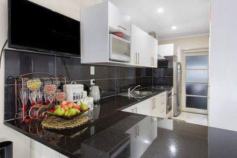 Photo of property in 3/10 Lotus Lane, Mangere East, Auckland, 2024