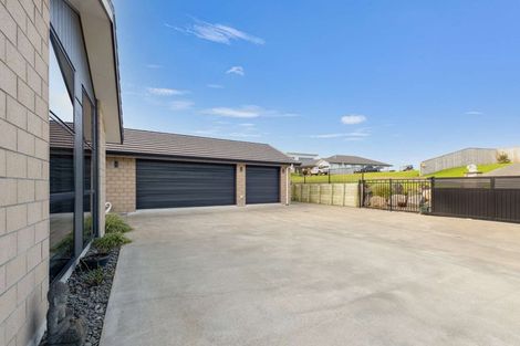 Photo of property in 45 Golf Vue Place, Castlecliff, Whanganui, 4501