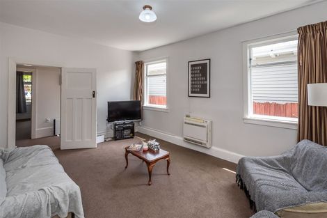 Photo of property in 44 Hills Road, Edgeware, Christchurch, 8013