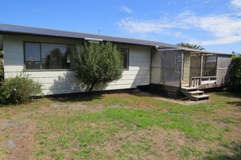 Photo of property in 57 Mazengarb Road, Paraparaumu Beach, Paraparaumu, 5032