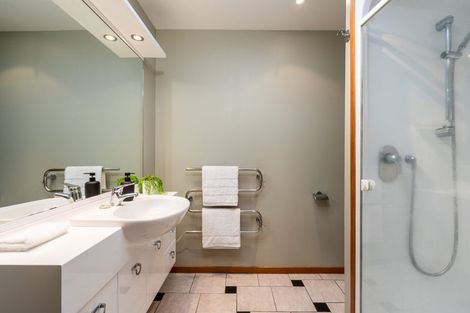 Photo of property in 109 Cliffs Road, Saint Clair, Dunedin, 9012
