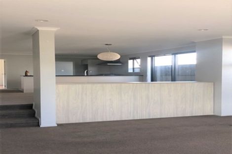 Photo of property in 4 Hirimate Place, Flat Bush, Auckland, 2019