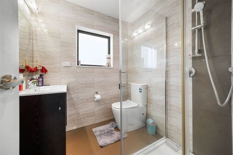 Photo of property in 23 Mckenzie Road, Mangere Bridge, Auckland, 2022