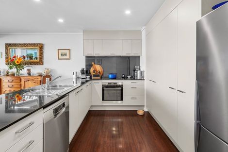 Photo of property in 12/72e Devonport Road, Tauranga, 3110