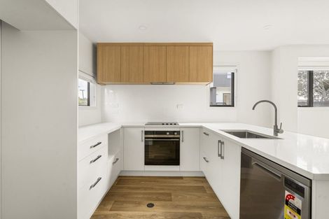 Photo of property in 75 Mcannalley Street, Manurewa East, Auckland, 2102