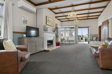 Photo of property in 27 Princes Street, Cambridge, 3434