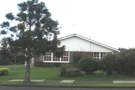 Photo of property in 11 Priestley Drive, Bucklands Beach, Auckland, 2014