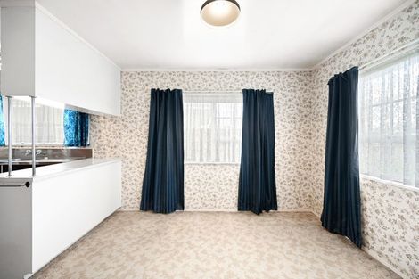 Photo of property in 1 Hilton Road, St Andrews, Hamilton, 3200