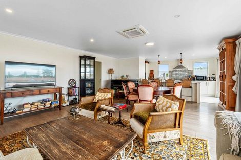Photo of property in 13 Macville Road, Mount Maunganui, 3116