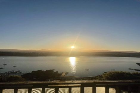 Photo of property in 55 Overtoun Terrace, Hataitai, Wellington, 6021