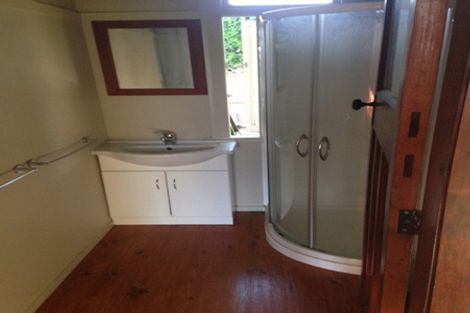 Photo of property in 17 Lyndon Street, Riccarton, Christchurch, 8011