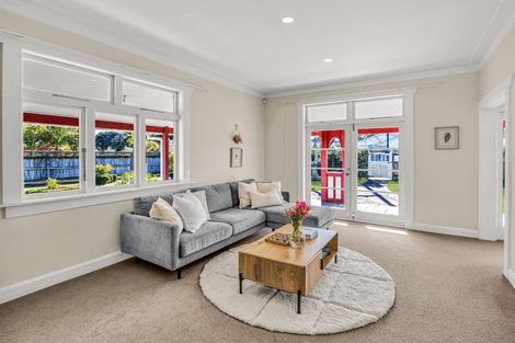 Photo of property in 18 Durie Street, Durie Hill, Whanganui, 4500