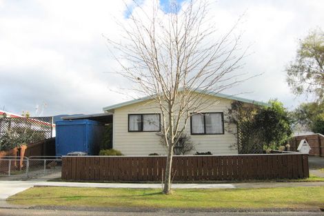 Photo of property in 8 Noni Street, Turangi, 3334