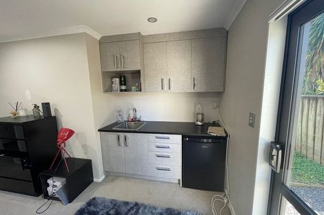 Photo of property in 6 Goyal Lane, Pakuranga, Auckland, 2010
