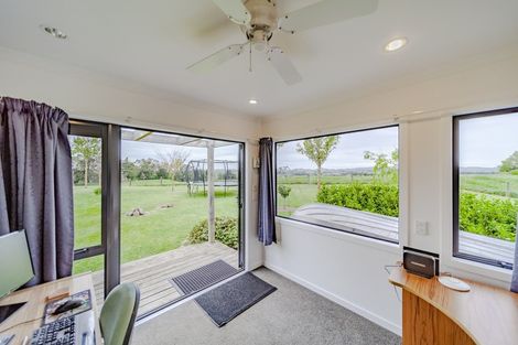 Photo of property in 285 Porangahau Road, Waipukurau, 4282