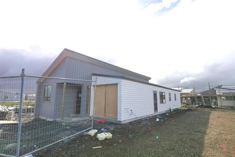 Photo of property in 6 Fredrick Hanson Road, Papakura, 2110